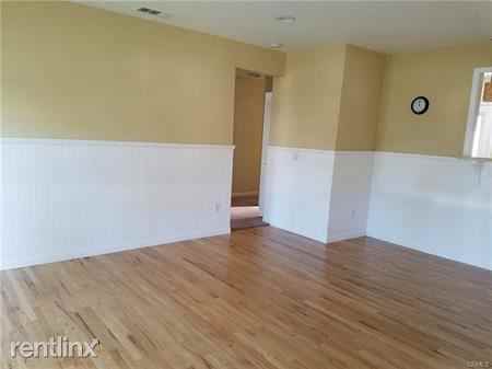 2080 Graydon Ave - Photo 2 of 14