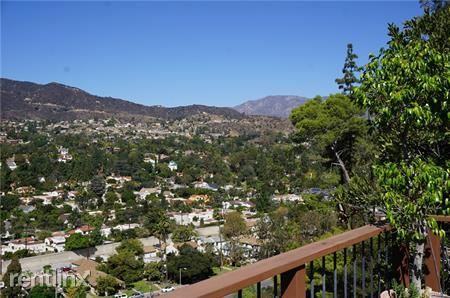 1131 Sweetbriar Dr - Photo 3 of 41