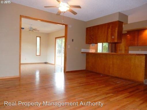 6604 Oklahoma Dr - Photo 3 of 9