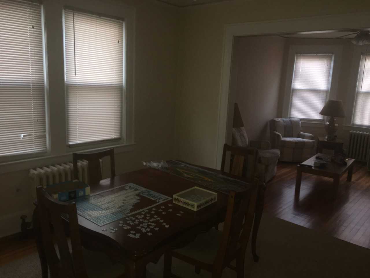 363 Maple St #1r - Photo 3 of 9