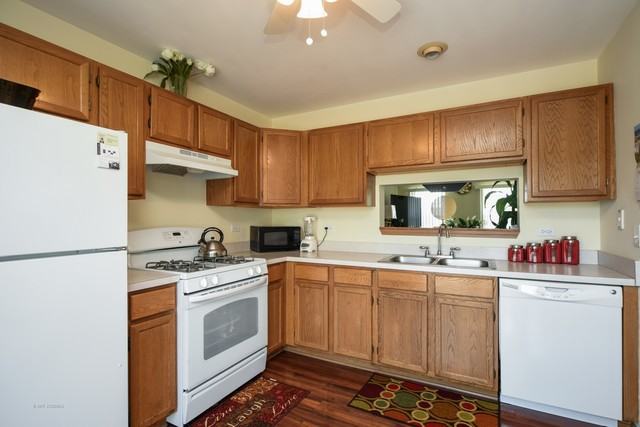 2543 N Augusta Dr #2543 - Photo 3 of 18