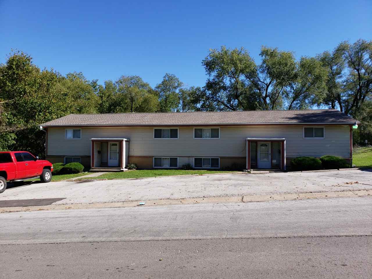 15419 Barat Rd - Photo 3 of 13