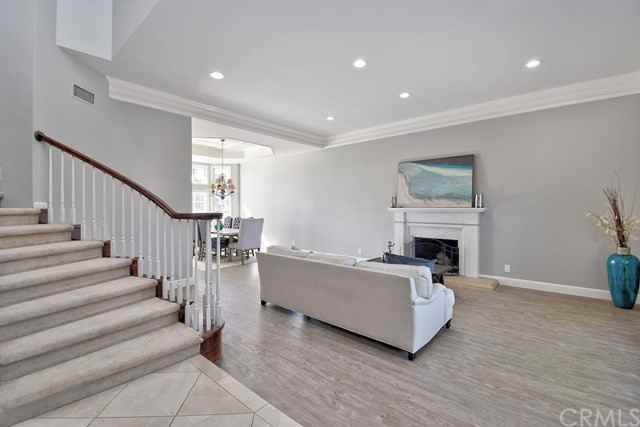 28611 Jaeger Dr - Photo 3 of 30