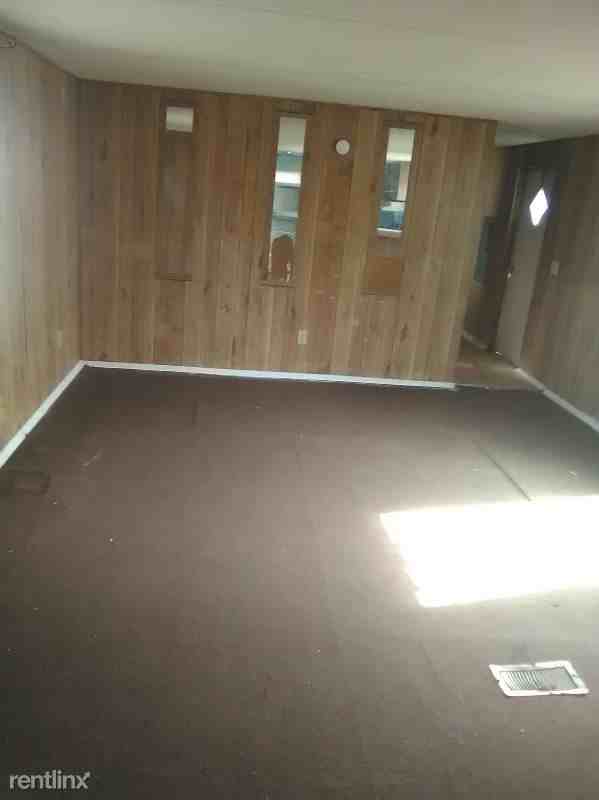 121 Margaret Way - Photo 2 of 7