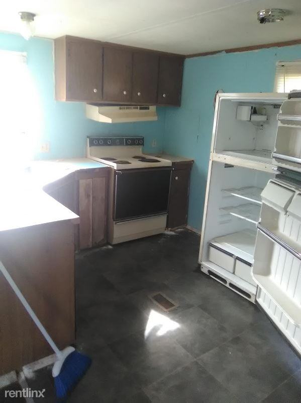 121 Margaret Way - Photo 3 of 7