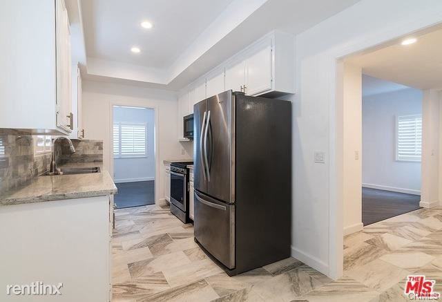 831 Westbourne Dr - Photo 3 of 17