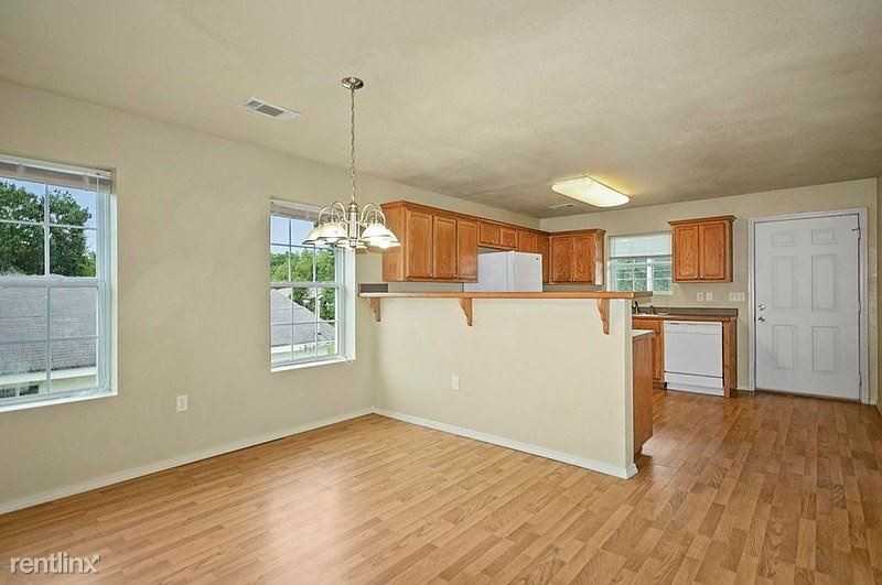 9607 Smith Ave - Photo 3 of 12