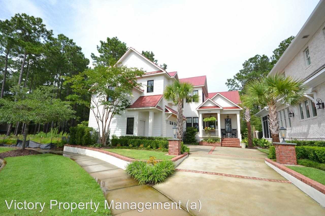 1009 Breedon Ct - Photo 3 of 43