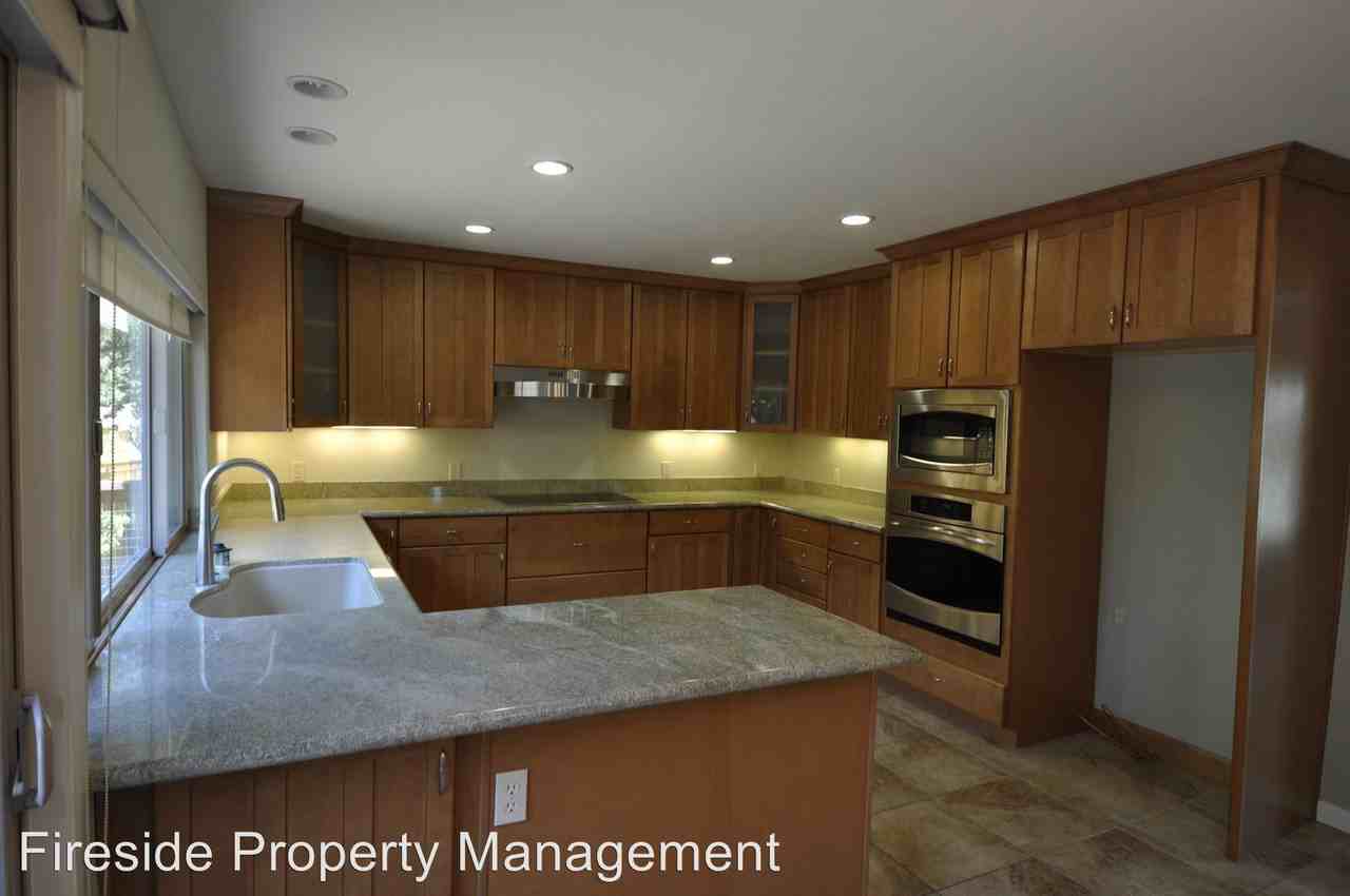 6484 Cranbrook Ct - Photo 3 of 12