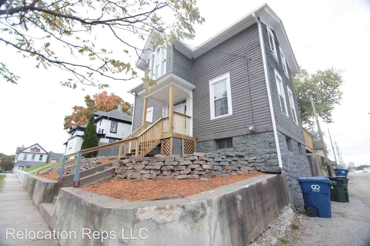 229 Washington St - Photo 2 of 23