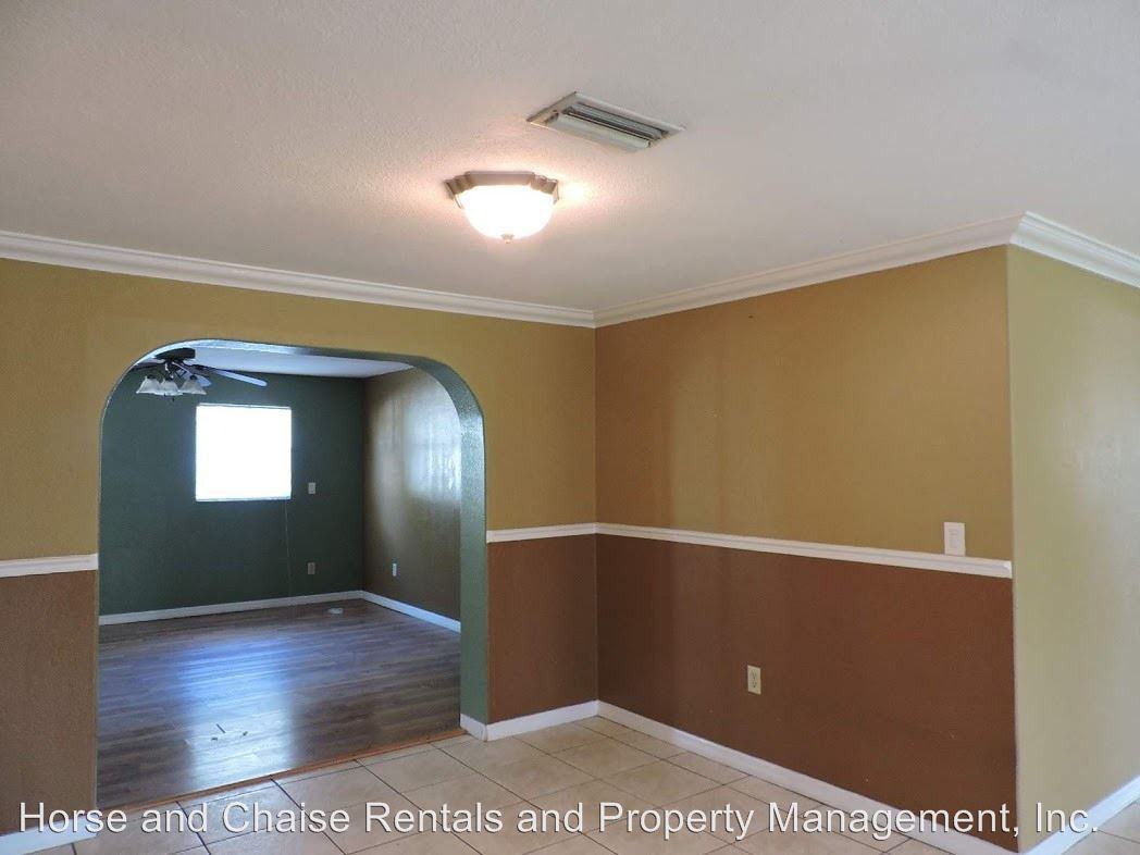 607 Country Club Way - Photo 2 of 11