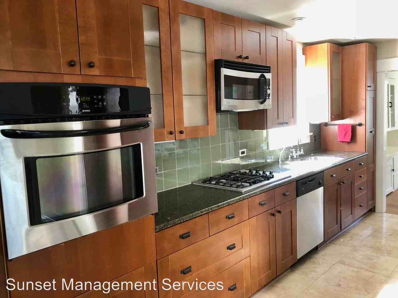 427 E Micheltorena St #D - Photo 3 of 6