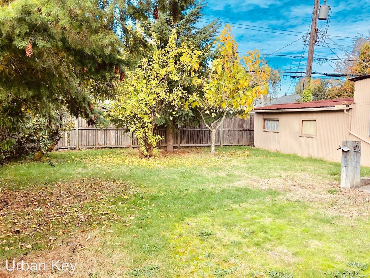 9231 32nd Ave SW - Photo 2 of 18