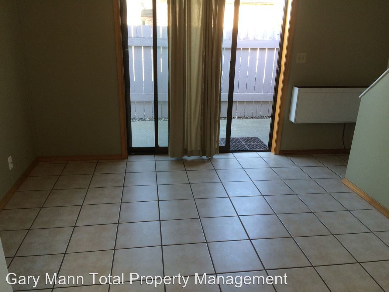 503 Beech St - Photo 3 of 15