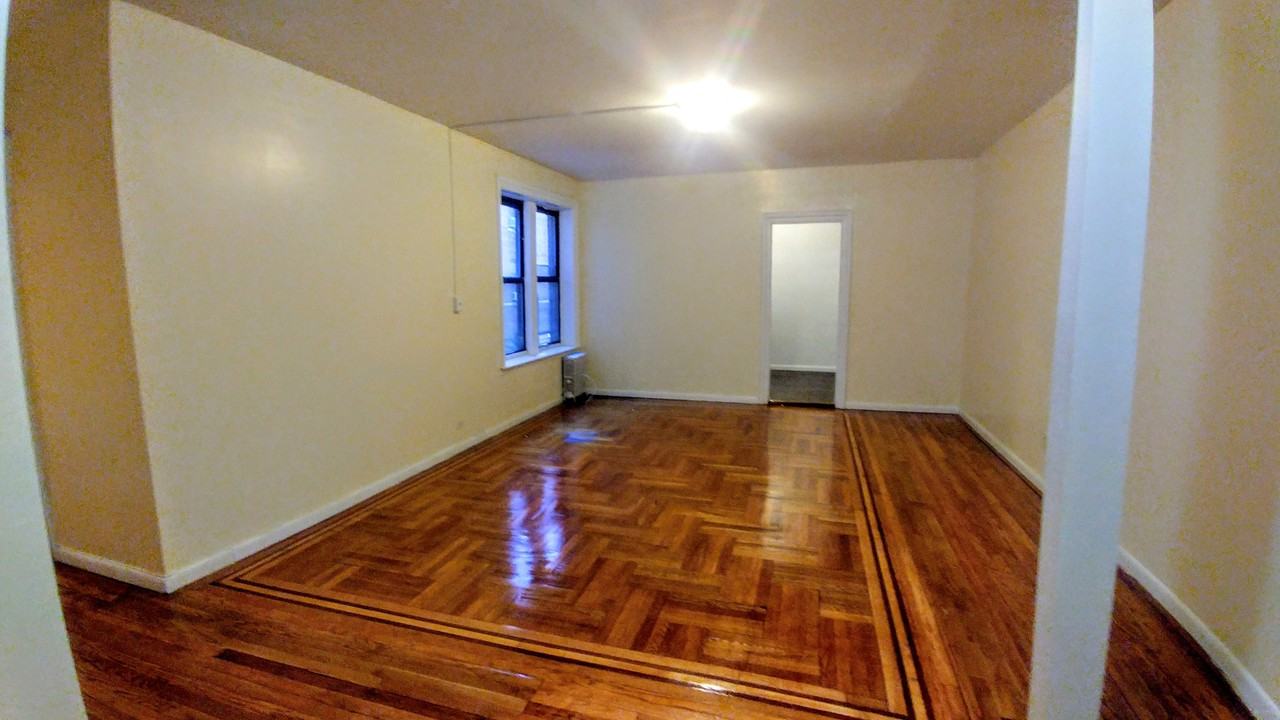 Bogardus Pl & Hillside Ave #2F