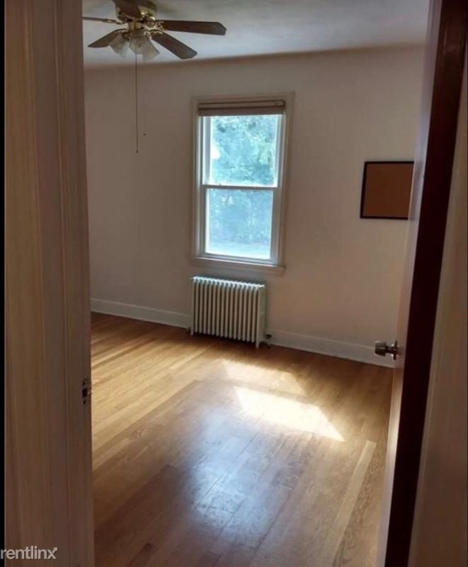 13 Senkow Dr - Photo 2 of 9