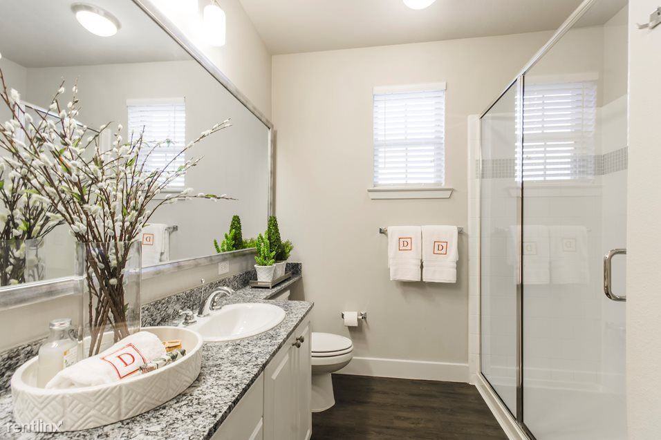 23900 West 10 - Photo 2 of 6