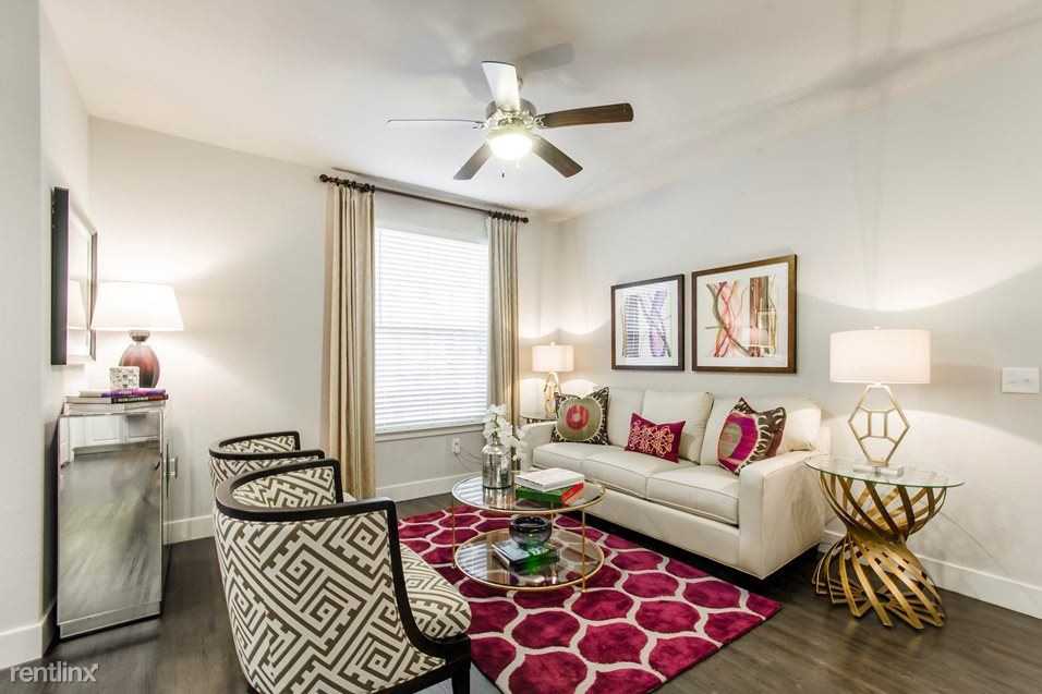 23900 West 10 - Photo 3 of 6