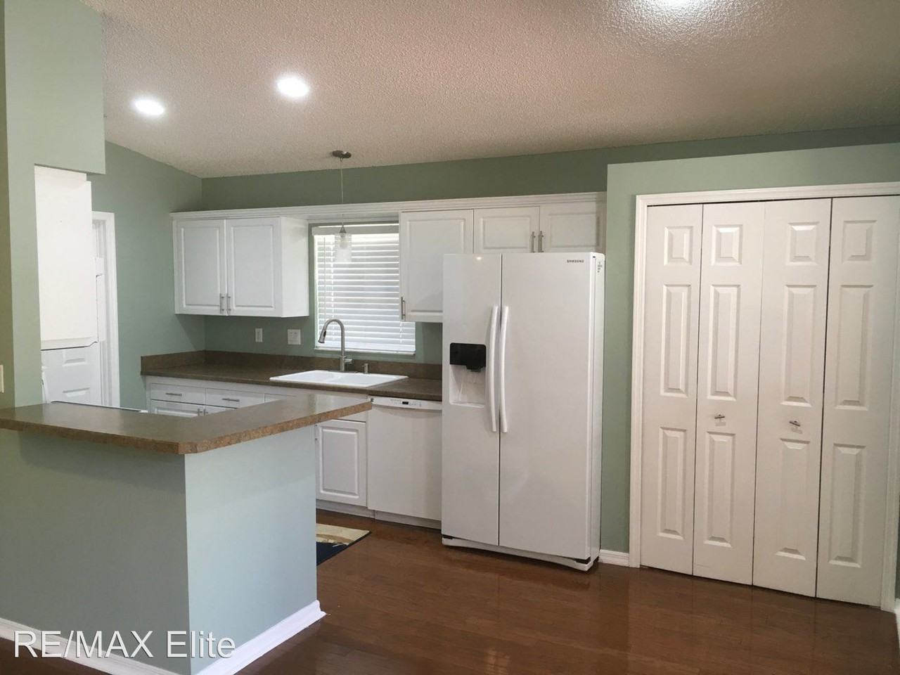 2402 St Johns Ln - Photo 3 of 16