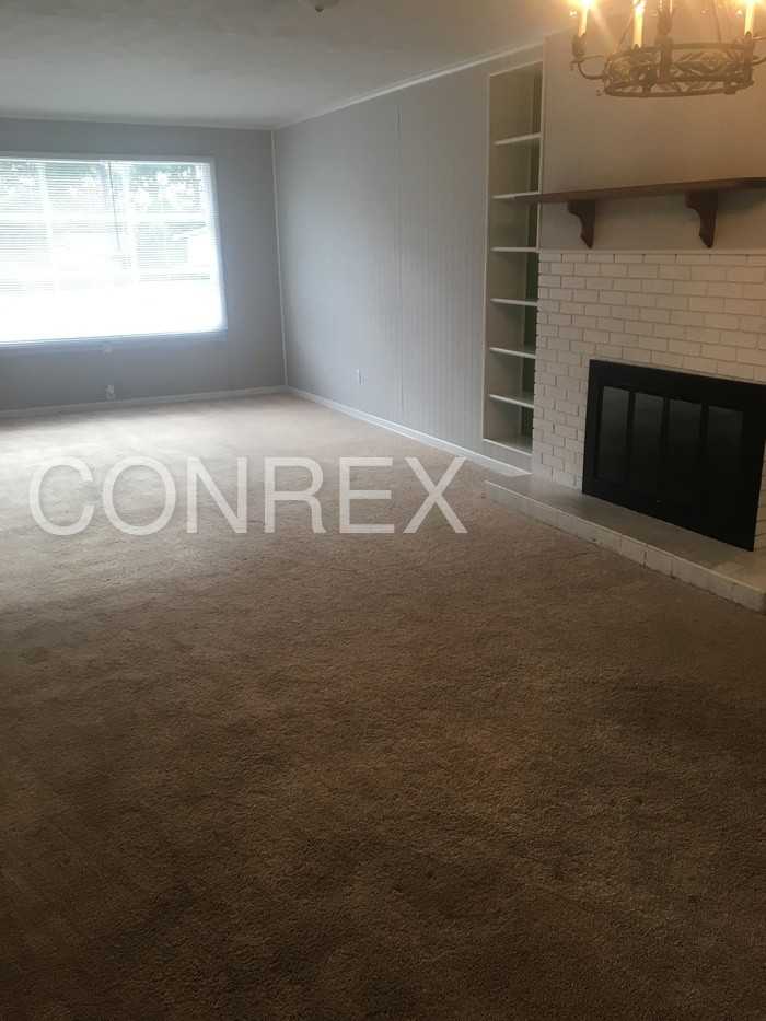 3303 Ridgefield Dr - Photo 2 of 7