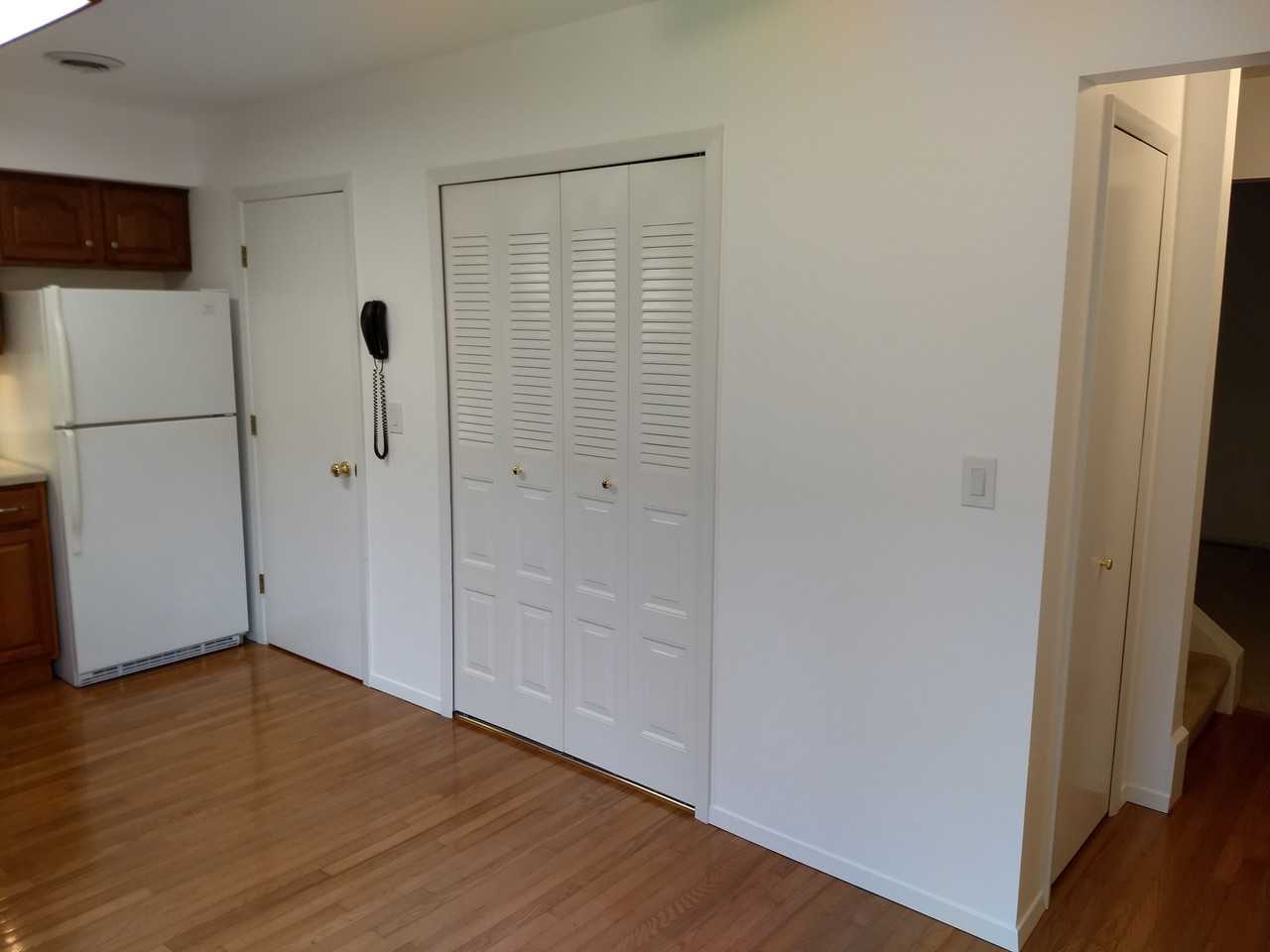 7189 Hart St #M - Photo 3 of 15