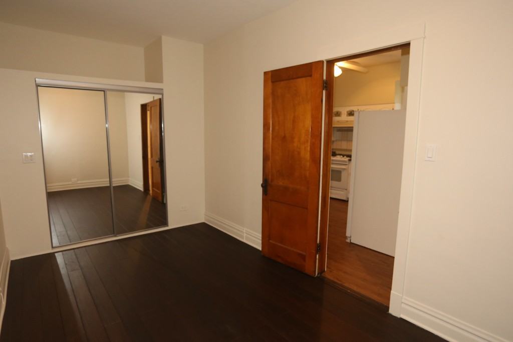 3707 North Central Park Avenue - Photo 3 of 9
