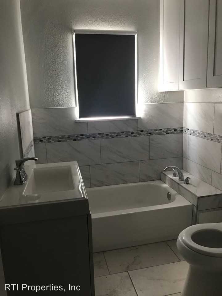 115 & 119 S. Broadway - Photo 3 of 11