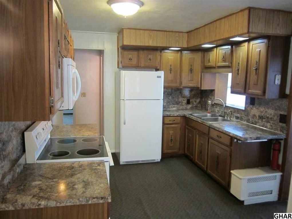 3624 Colebrook Rd - Photo 3 of 9