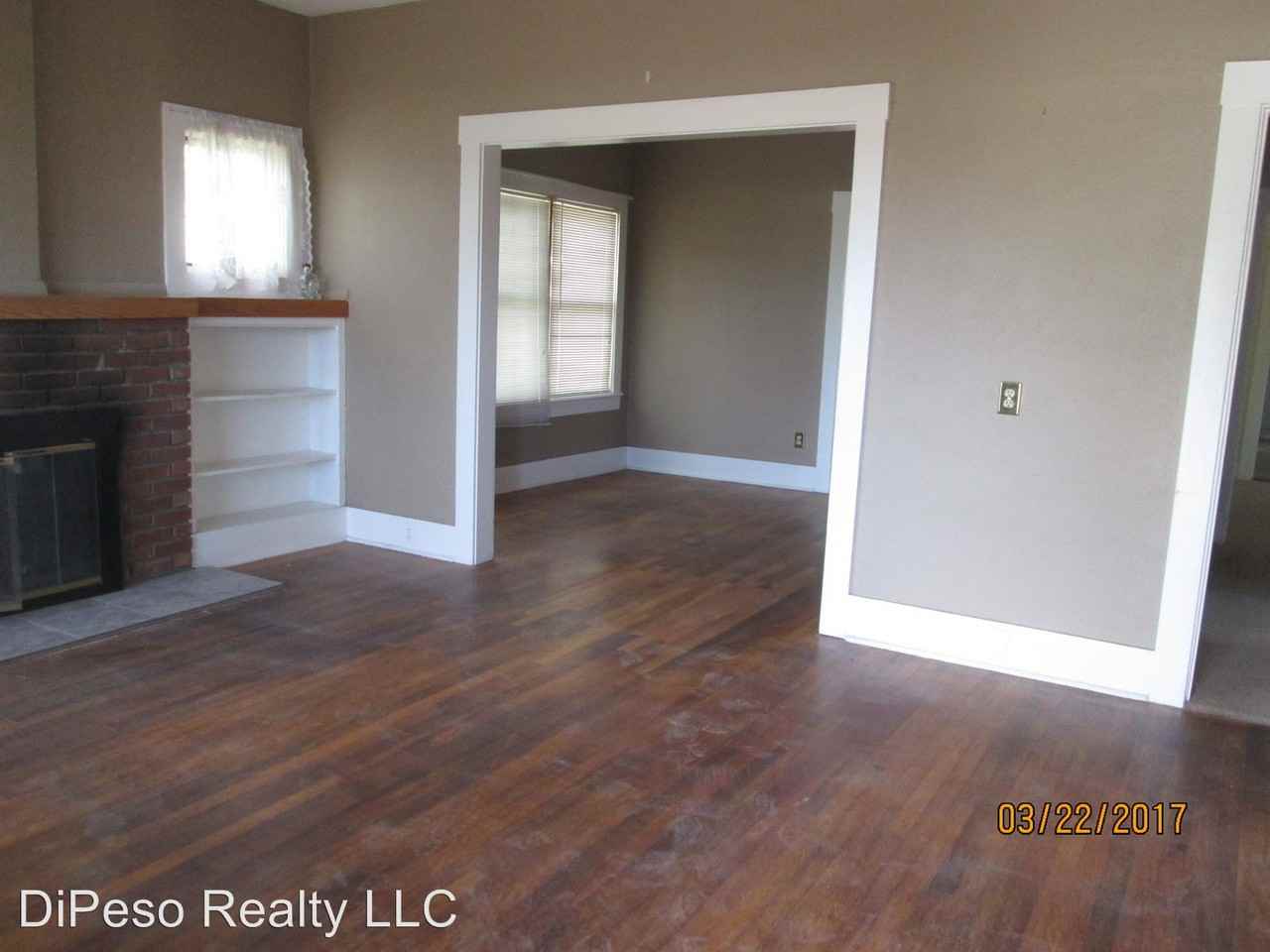 189 W 6th St - Photo 2 of 14