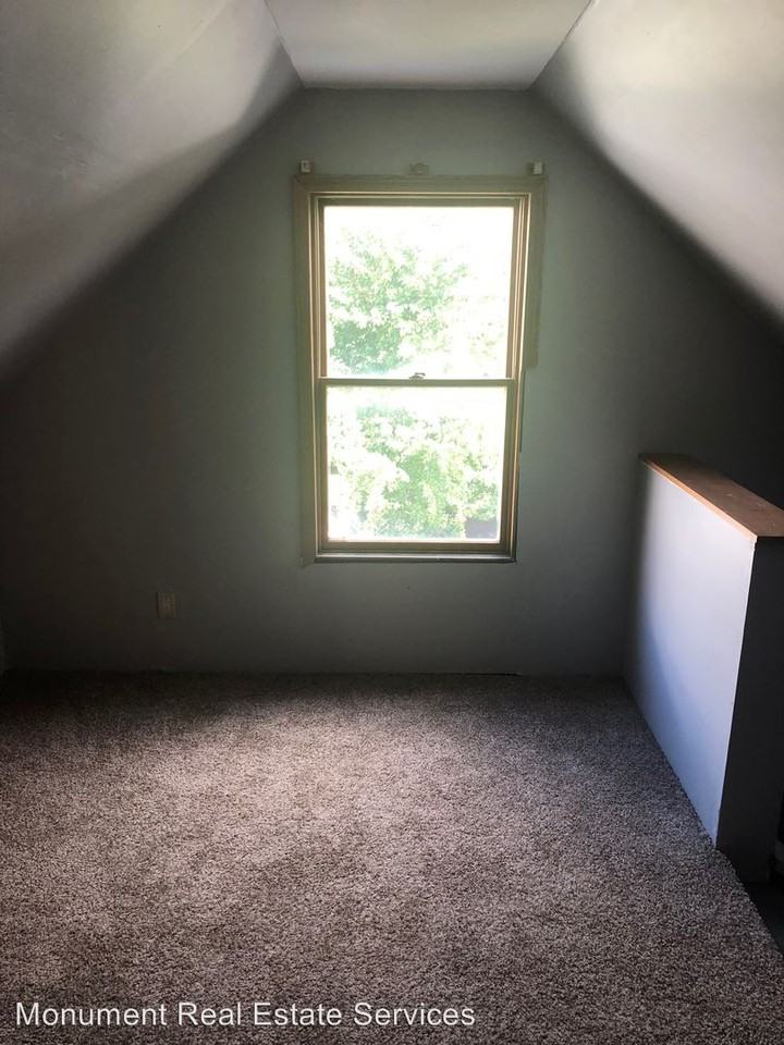 3719 E 61st St - Photo 2 of 10