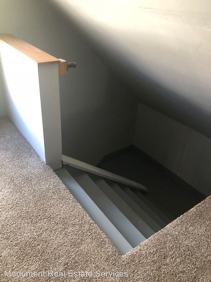 3719 E 61st St - Photo 3 of 10