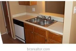 1107 Verde Dr - Photo 2 of 7