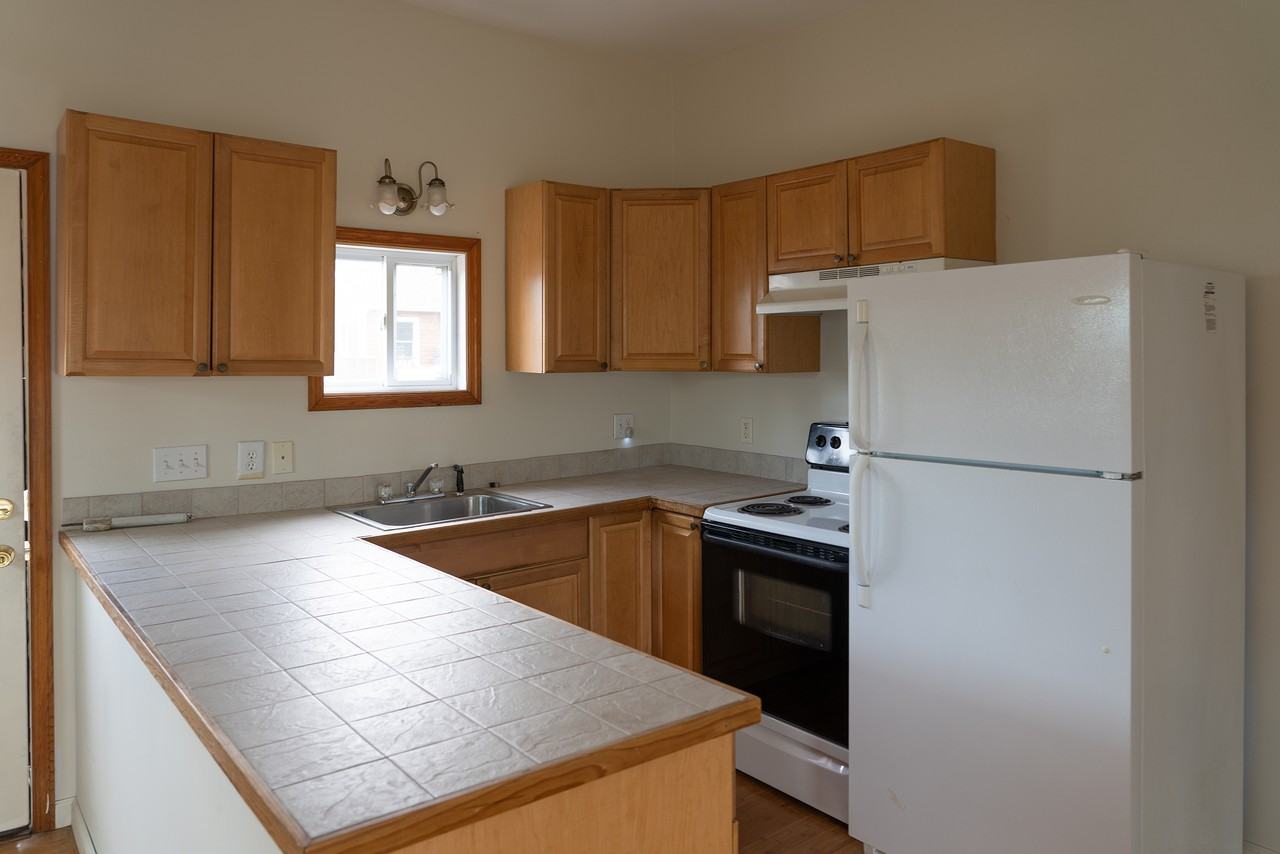 9525 Main Rd - Photo 3 of 9