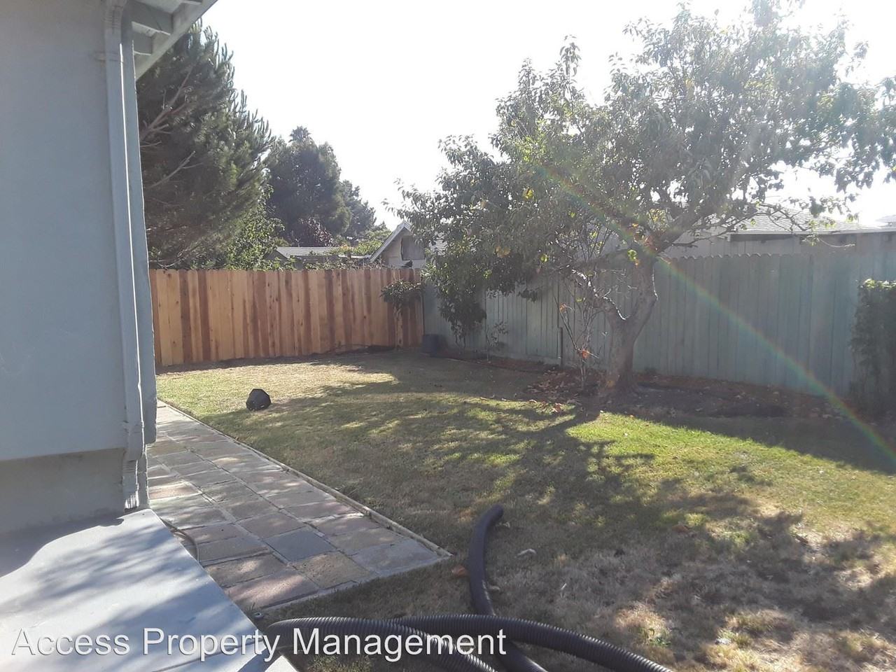 967 Kern St - Photo 3 of 13