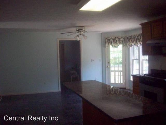 4 Chelsea Ct - Photo 3 of 18