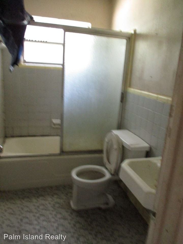 277 St Augustine Ave - Photo 2 of 8