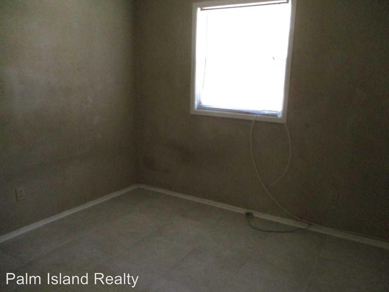 277 St Augustine Ave - Photo 3 of 8