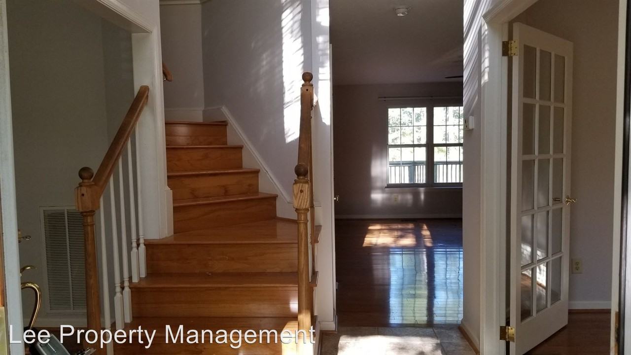 16 Evans Grove Dr - Photo 2 of 21