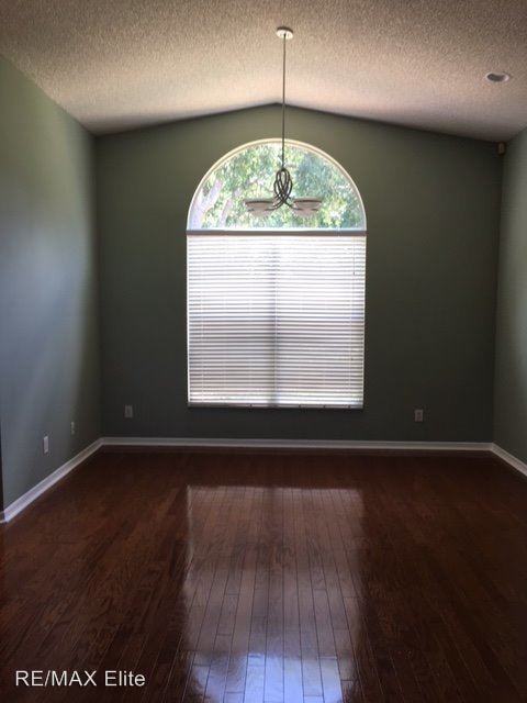 2402 St Johns Ln - Photo 2 of 16