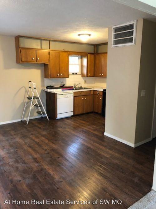 2639 W Truman St - Photo 2 of 11