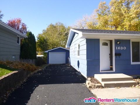 1630 Melrose Ave - Photo 2 of 16