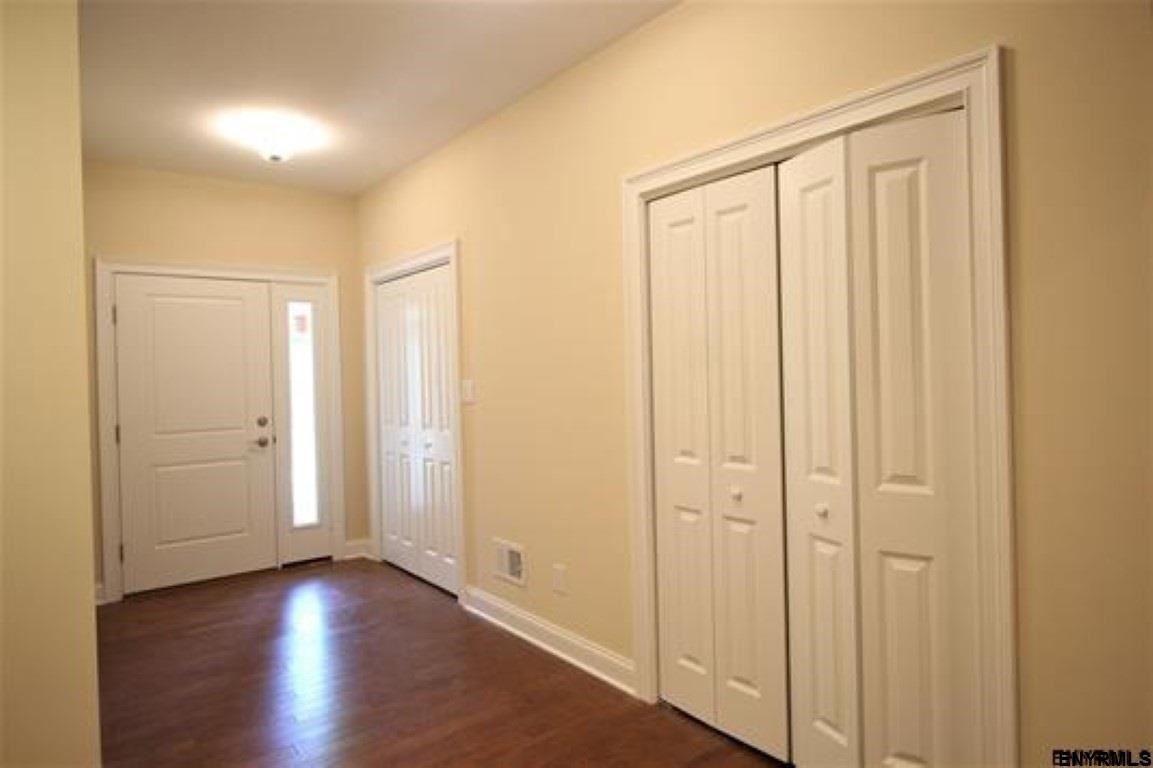 616 Lois Ln - Photo 3 of 16