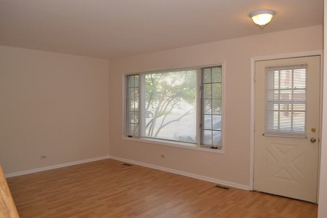 2122 Rugen Rd #C - Photo 3 of 16