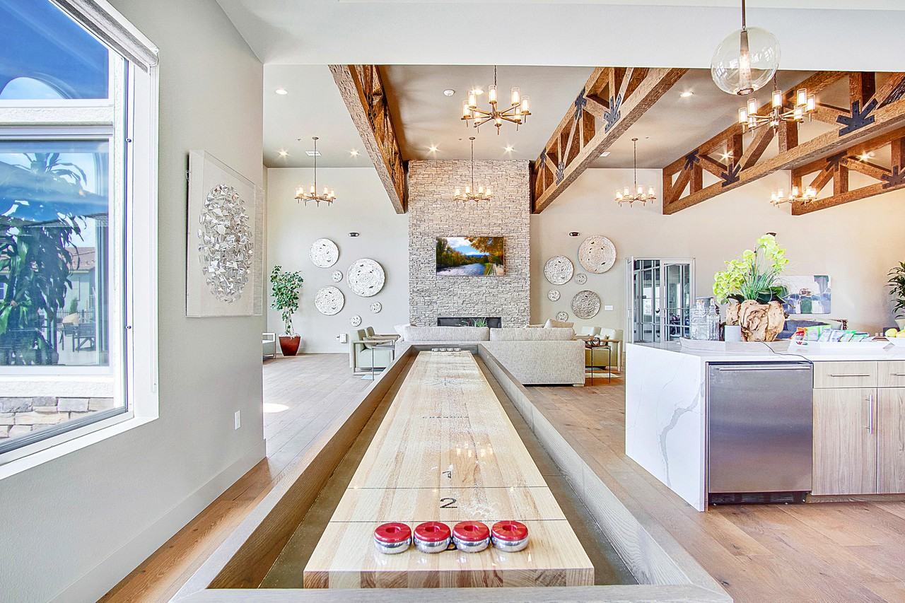 VIDA LUXURY APARTMENTS - Photo 4 of 14