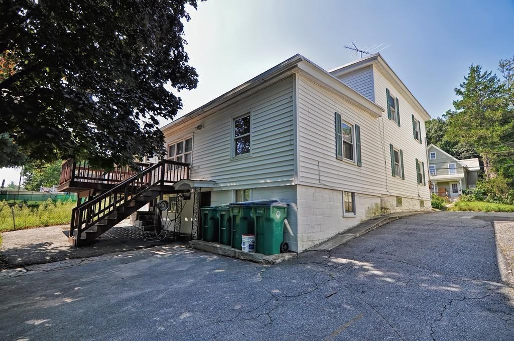 508 Rollstone St #2 - Photo 2 of 11