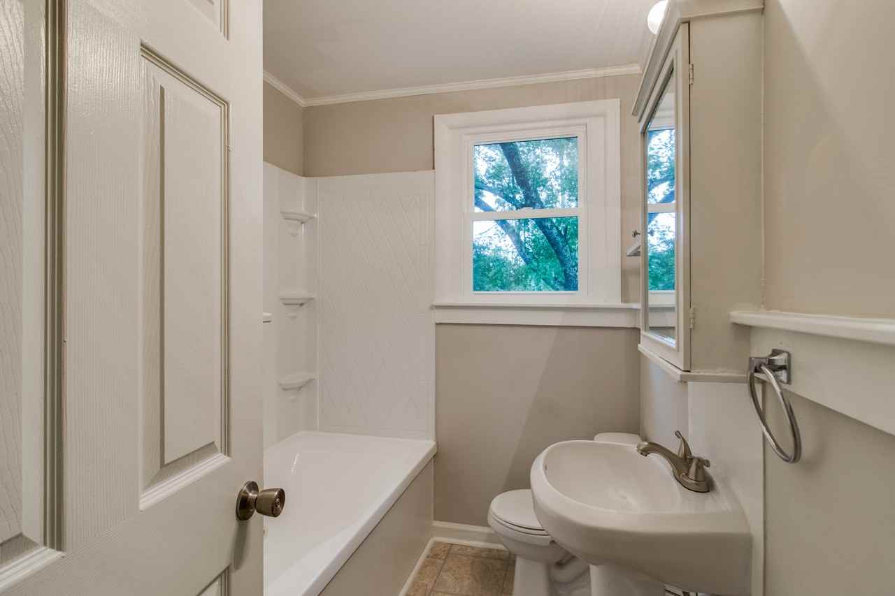 4903 Raywood Lane - Photo 3 of 10