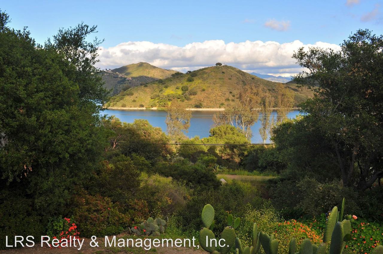 19642 4th Pl - Photo 2 of 23