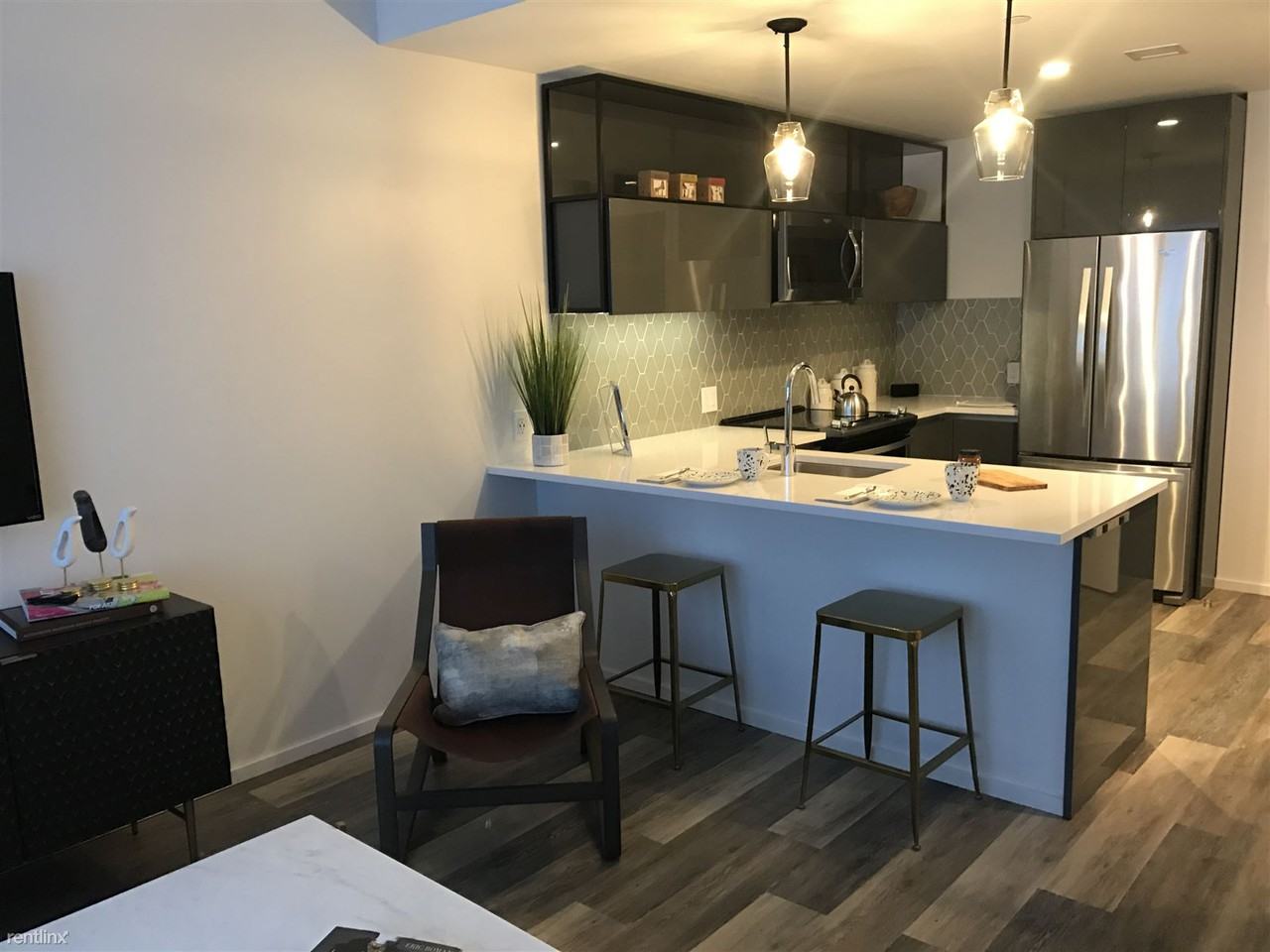 1367 Boylston St - Photo 3 of 11