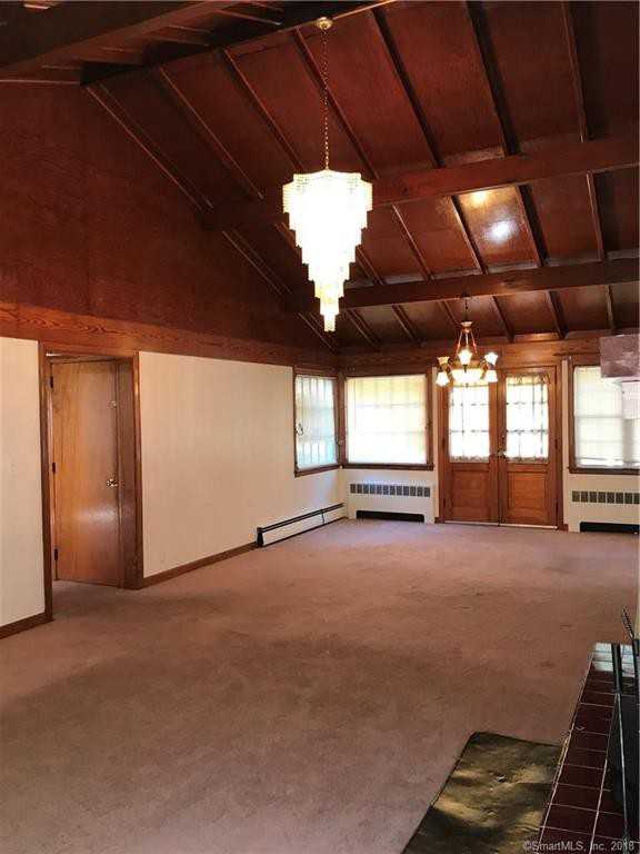 174 Blake Rd - Photo 3 of 21