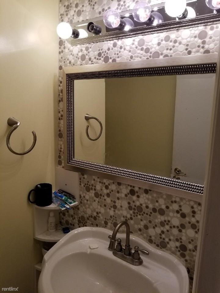 4533 Bantry Dr - Photo 3 of 7